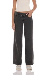 Low Rise Cross Jeans in Black