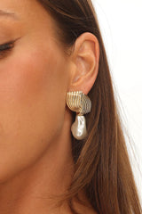 High Season Baroque Pearl Droplet Earrings Gold/Pearl