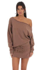 Cut Off Shoulder Jumper in Brown
