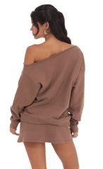 Cut Off Shoulder Jumper in Brown