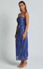 Frelynn Midi Dress - Strapless Ruched Slip Dress In Blue
