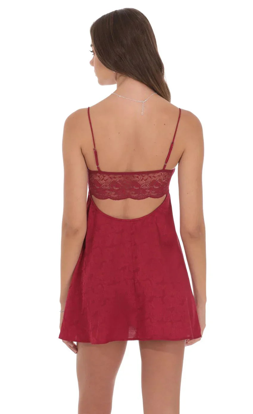 Jacquard Floral Back Lace Dress In Burgundy